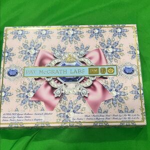 Pat McGrath Labs Vibrant Eyeshadow Palette